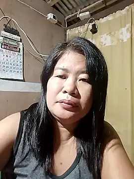 Lovelywoman43 online show from January 8, 9:19 pm