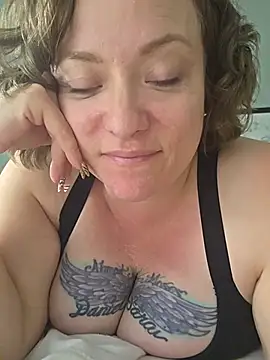 julimonroe online show from May 20, 1:57 am