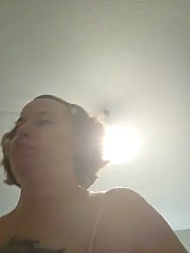 julimonroe online show from May 27, 3:47 am