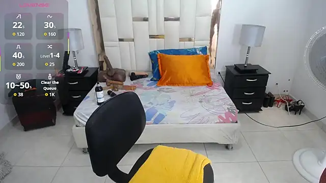 ambercordoba online show from November 22, 8:55 pm