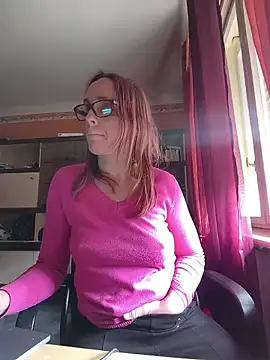 Dettybitch40 online show from April 20, 1:47 pm