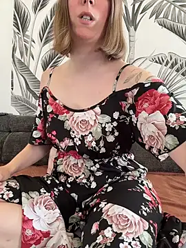 Daisy Michto Officiel online show from May 22, 1:09 pm
