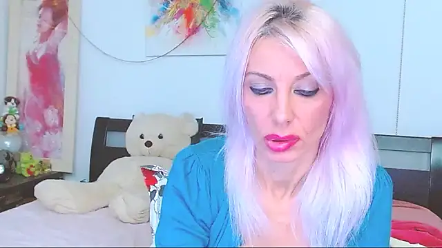 HoneyLara online show from October 28, 9:52 pm