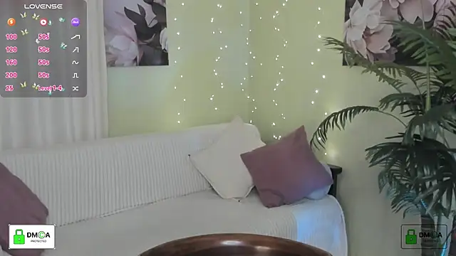 Queenymel online show from March 18, 4:23 pm