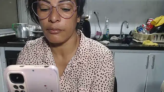 kateleyagrey online show from March 19, 11:36 am