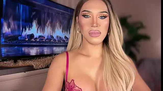 Ts glamxxxx online show from July 11, 4:12 am
