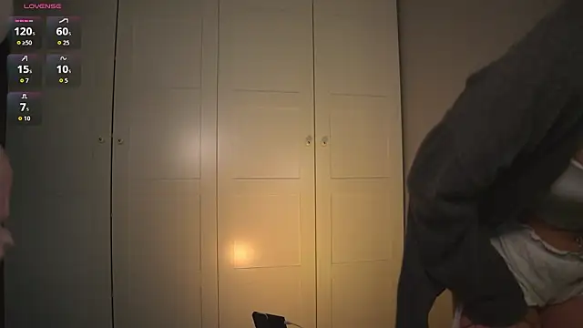 -JuicyMolly- online show from March 24, 4:23 pm