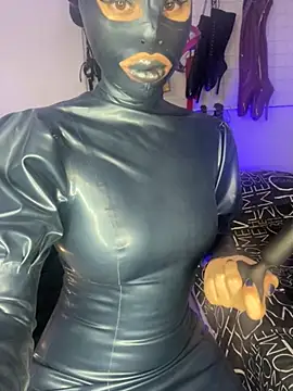 mylatexpleasure online show from August 1, 7:38 pm