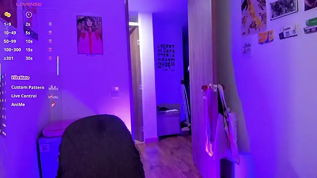 linda giggle online show from March 12, 11:40 pm