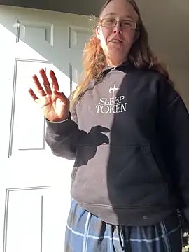 Dakota 02 online show from April 22, 1:41 pm