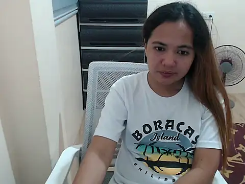 xTheLastVIRGINx online show from March 31, 2:39 pm