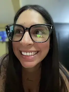 charlotte stevenss  online show from April 14, 1:33 pm