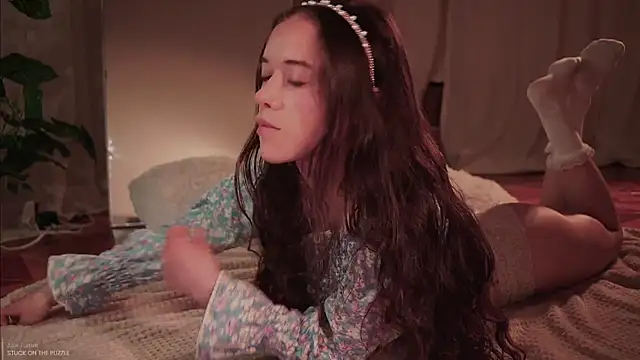  Avriles  online show from April 1, 12:55 am