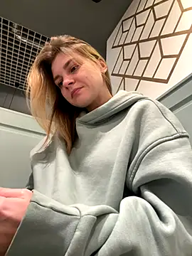 ValenciaShock online show from October 25, 7:05 am