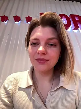 ValenciaShock online show from March 4, 6:42 am