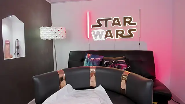 miss sweett online show from March 30, 6:18 pm