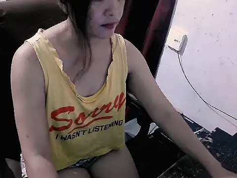 makemefallin online show from April 8, 1:24 pm