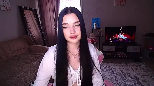   Malika   online show from April 16, 8:25 am