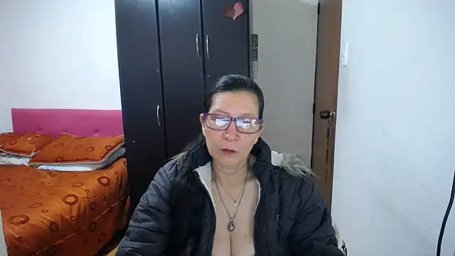 latin49 online show from July 1, 6:02 am