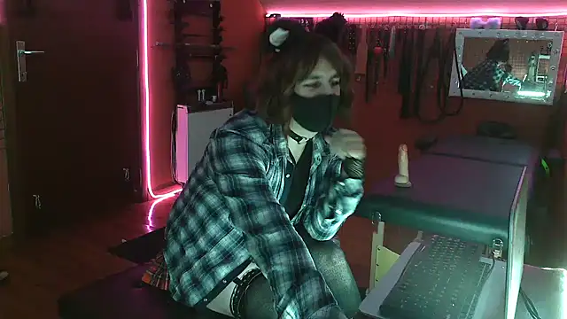 Ginny-the-bdsm-nympho online show from March 19, 6:12 pm