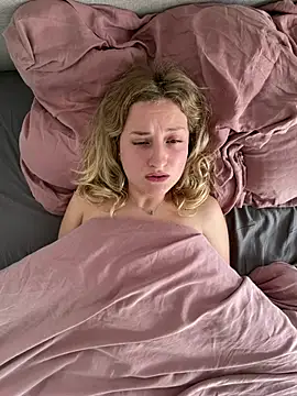 MileySummer online show from April 10, 12:55 pm