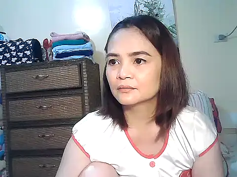 Kisses-13 online show from April 19, 1:55 pm