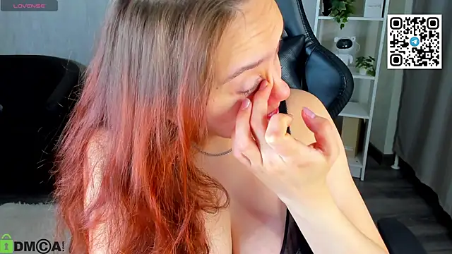 Fera1 Berry online show from April 16, 12:11 am