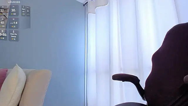 BrookeMiller online show from March 31, 7:14 pm