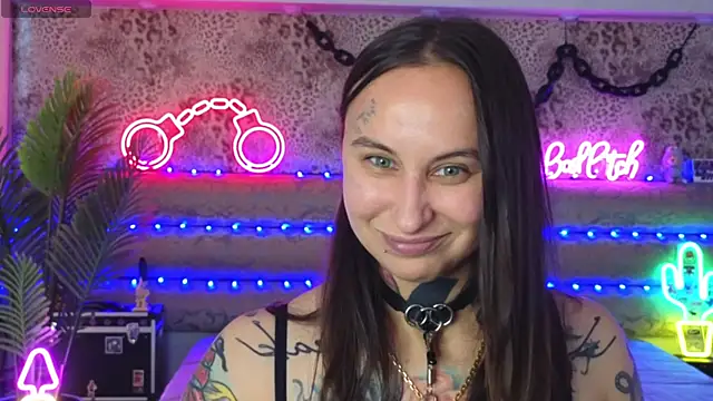 Cool Freak  online show from July 31, 10:05 am