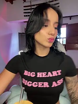 Ale Lewis online show from March 18, 10:04 pm