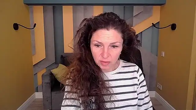 EllaLong online show from April 10, 11:27 am