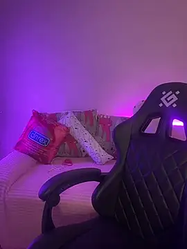 Your insomniya online show from October 28, 9:52 pm