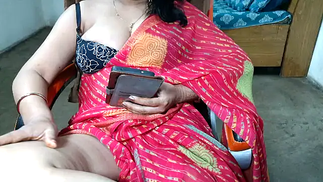 Cute Mahi22 online show from May 30, 8:34 am