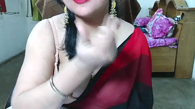 Cute Mahi22 online show from May 16, 7:11 am