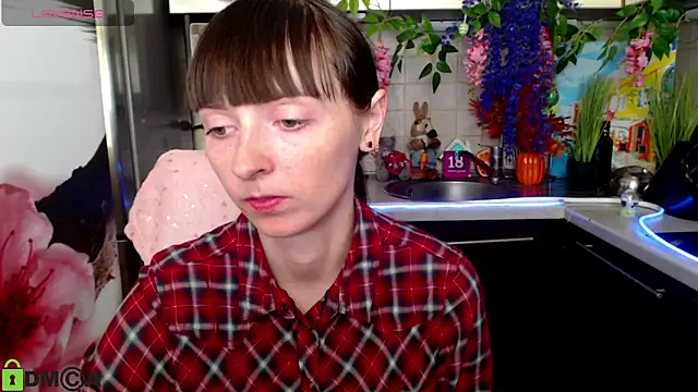 TayanaJons online show from April 2, 7:17 am