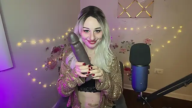 Starr1123 online show from March 7, 4:41 am