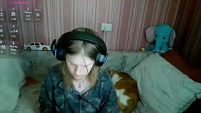 Kathlyn  Heath online show from April 6, 5:47 pm