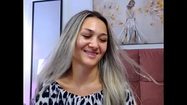NicolLopeze online show from August 7, 3:41 pm