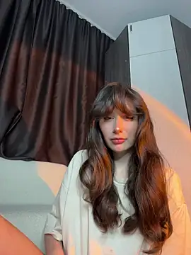 itssophiie online show from July 18, 1:53 am