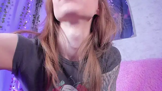 LuckySexyDoll online show from April 21, 6:09 am