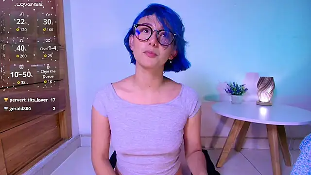 tati cardenas online show from April 9, 5:21 am