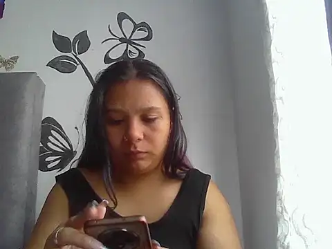 Charis 21 online show from April 10, 5:30 pm