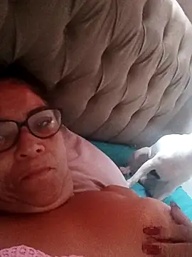 Delicy1 online show from October 18, 10:07 am