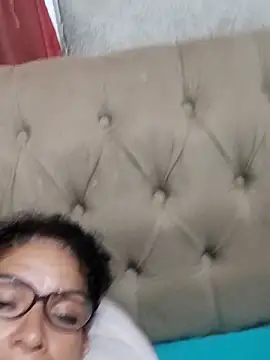 Delicy1 online show from October 15, 11:18 pm