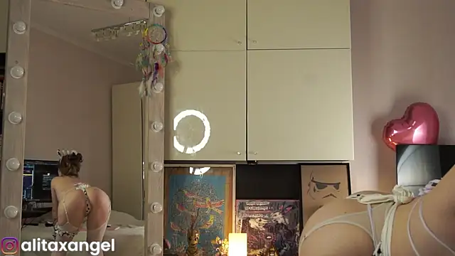 AlitaXAngelic online show from April 24, 6:11 pm