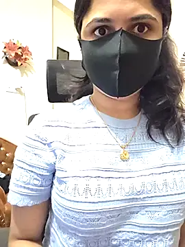 Suvosri online show from April 13, 7:47 pm