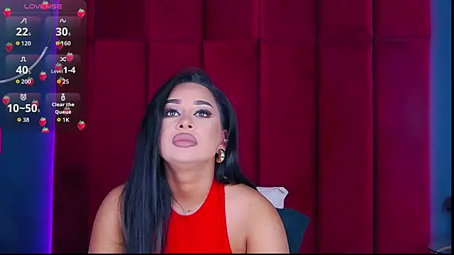 MadyLuxxx online show from June 2, 7:04 pm