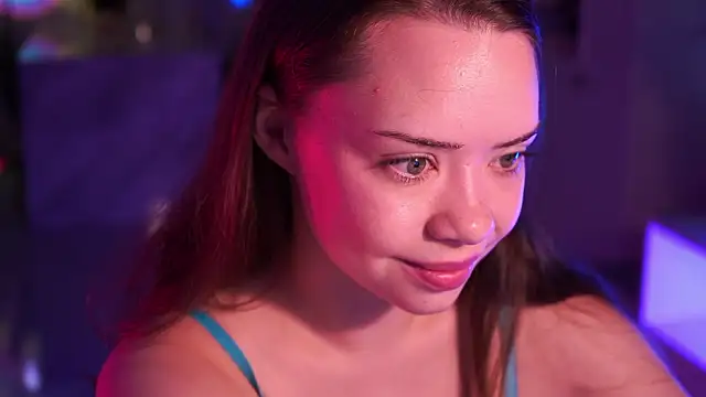 VixenMia online show from March 4, 4:08 am