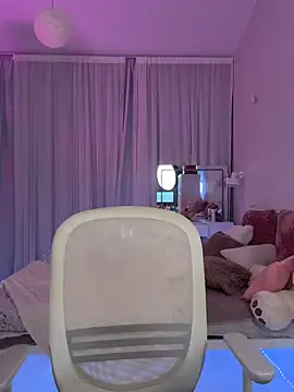 Meliazz online show from April 22, 6:16 pm