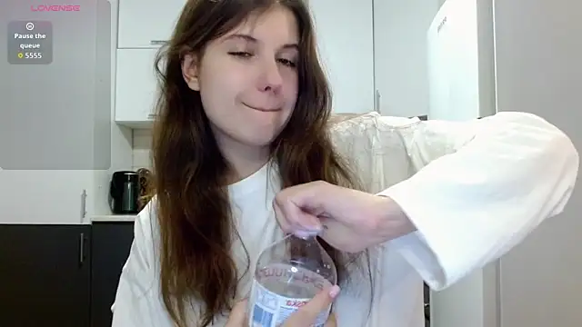 SayMeow  online show from April 5, 10:31 pm